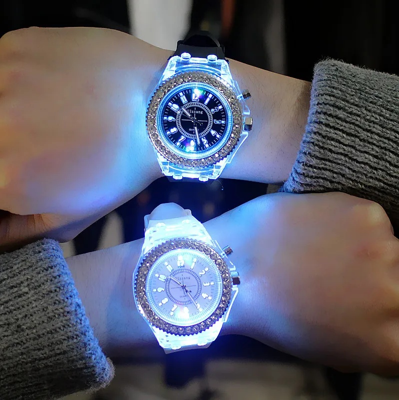 Led Flash Luminous Watch Perso - Smartwatch Trending Watches For Women บทวิจารณ์และราคา